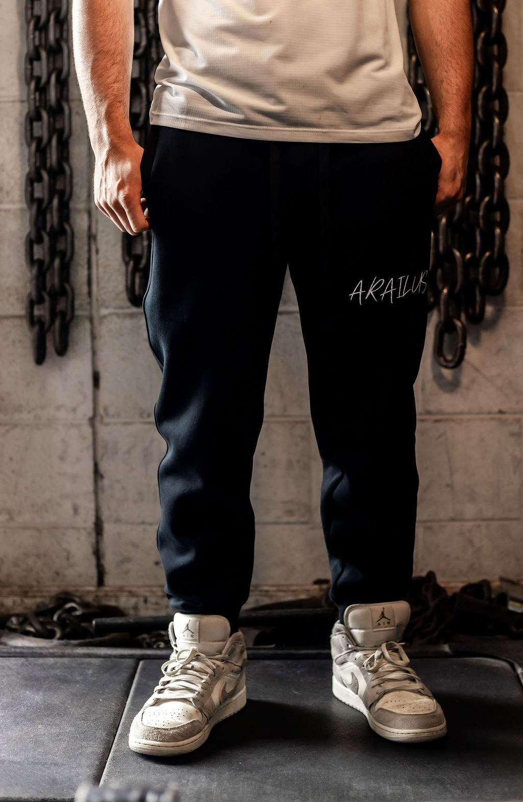Essential Drawstring Jogged Sweatpants